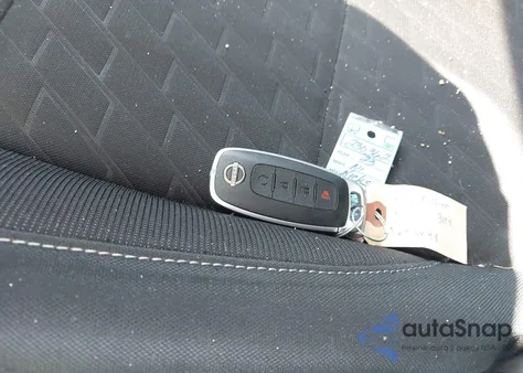 2023 Nissan Kicks Sv Xtronic Cvt z USA, uszkodzony, nr VIN 3N1CP5CV0PL536881